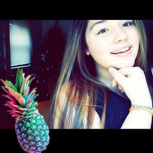 Meet your Posher, Lynn